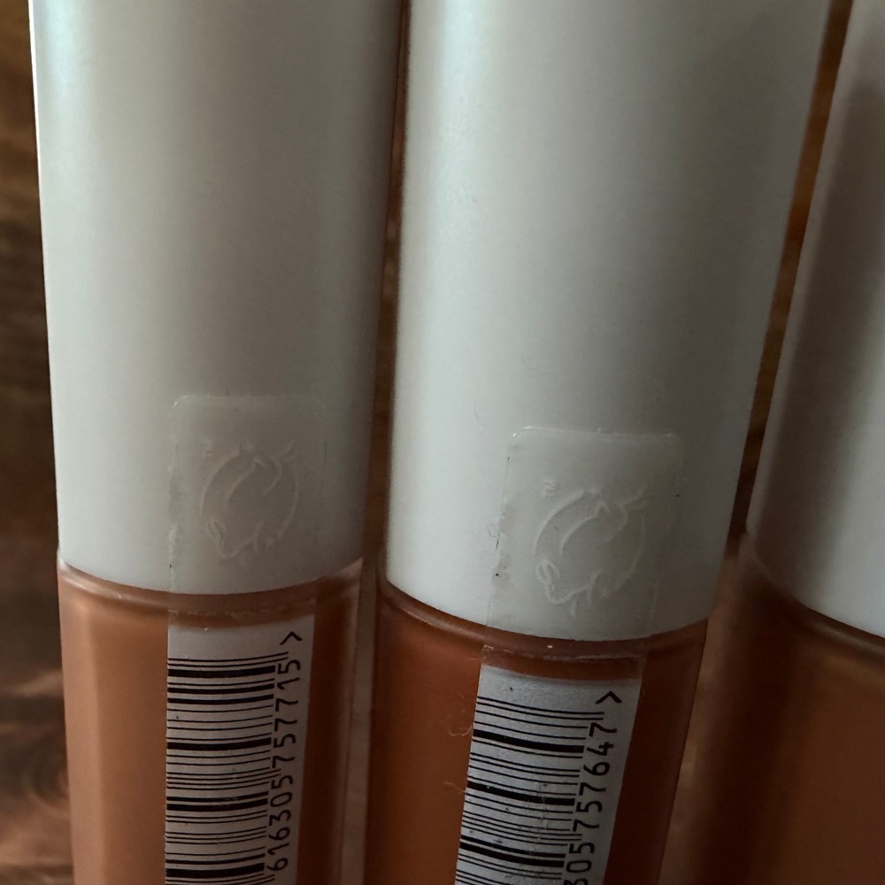 (4)Covergirl Outlast Forever Velvet Pigment Lip Color Sashay Spice Clay Lava New - Picture 4 of 6